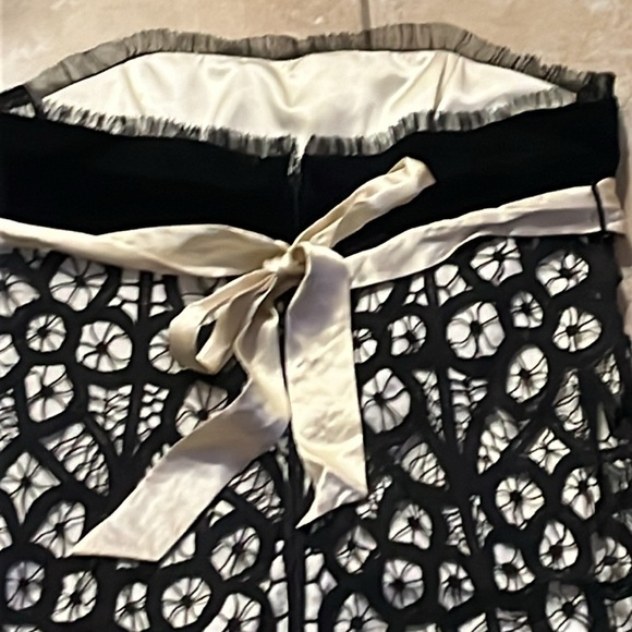 🍓 Betsey Johnson Sz 6 eyelet lace detail sleeveless satin velvet dress - Picture 6 of 12